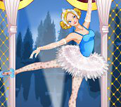 Hra - Ballerina Perfect Dress Up